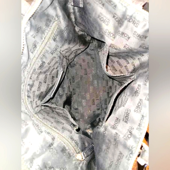 Michael Kors black monogram tote - Picture 12 of 15